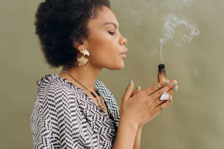 How can Palo Santo improve your mediumship?