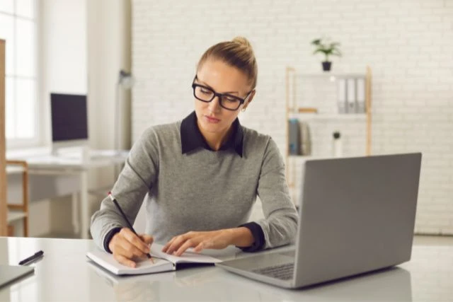 10 Reasons mediums must charge for their services