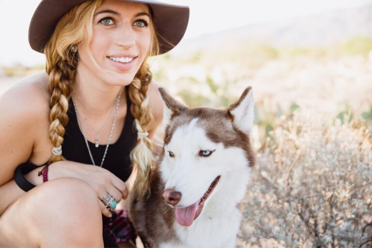 7 Powerful Signs Your Pet is your Soul Mate!