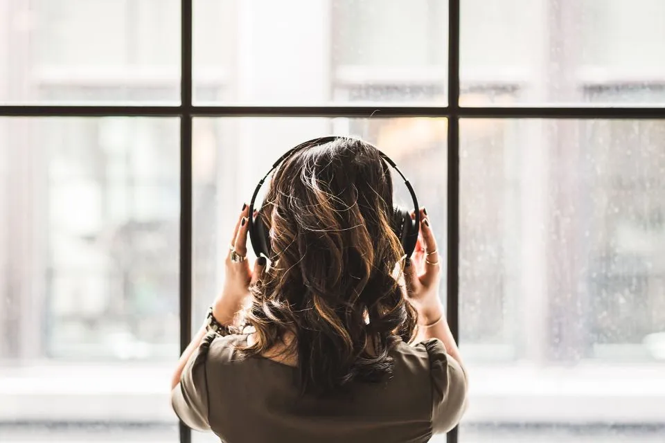 Pet Loss & Afterlife Communication Specialist, Psychic Medium, Trance Healing